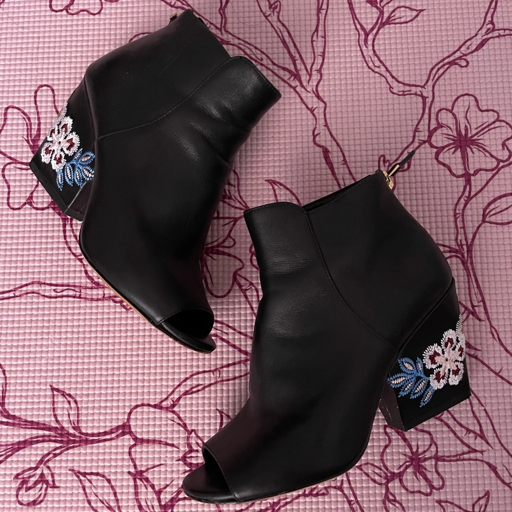 Tory Burch - Floral Embroidered Booties - Size 5M